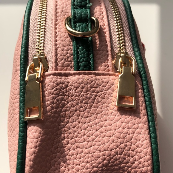 Pink top handle crossbody purse - Picture 4 of 7